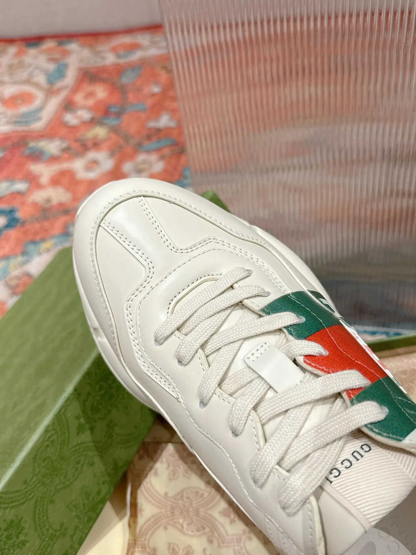 👟👟Ex-factory price 700👟👟 Men's size +10 🇮🇹Italy🇮🇹Gucci GUCCI🇮🇹Dad shoes (purchase level) (original replica) 👑 The original version purchased by Taikoo Hui has been continuously improved and upgraded in details, from the packaging of the shoes - anti-counterfeiting markings - shoe box accessories - fabric optimization - outsole technology - stitching and routing - oil edge technology. We do our best ◼️ Outsole: original plate molding ◼️ Upper: original grade A imported cowhide 🐮 ◼️ lining: original grade A mixed sheepskin 🐑 ◼️ Feet: original grade A mixed sheepskin 🐑 ◼️ Medium and low belt LOGO + original injection molding foot technology + original lasting technology ◼️ Original full set of customized packaging (anti-counterfeiting chip + a cloth bag + GUCCI card envelope + electronic invoice with credit card slip + shoelaces) ◼️ All details of the higher version are consistent with the original version (note the comparison) ◼️ Code number: 35-40 for women and 39-44 for men